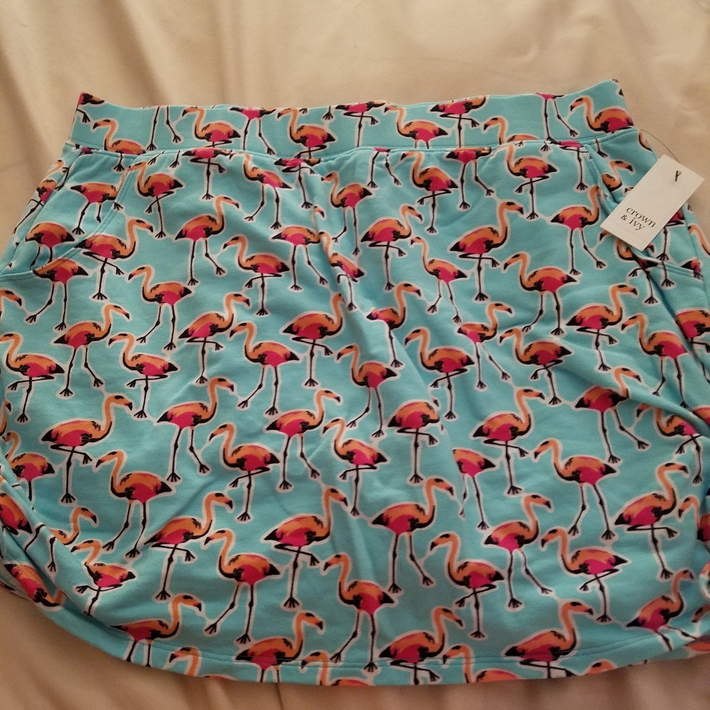 NWT Crown and Ivy flamingo skorts